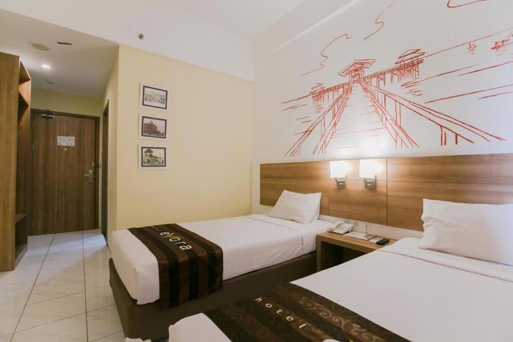 Evora Hotel Surabaya Exterior foto