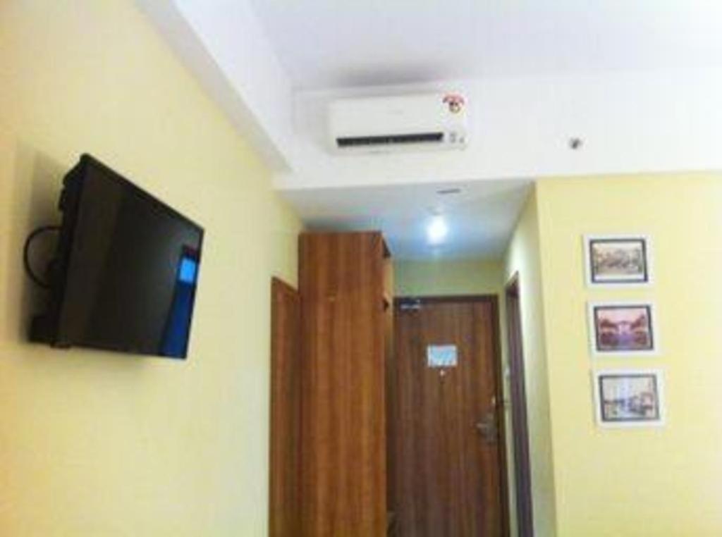 Evora Hotel Surabaya Exterior foto