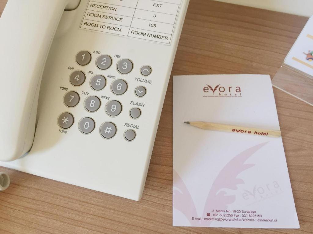 Evora Hotel Surabaya Exterior foto